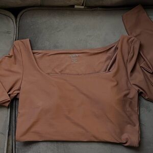 Old Navy Women's Long Sleeve Top in Brown